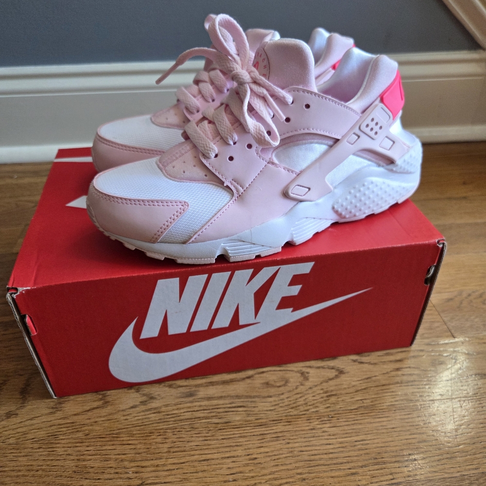 Nike Air Girls Pink Foam Huarache Run(GS) Sneakers Size 7Y
